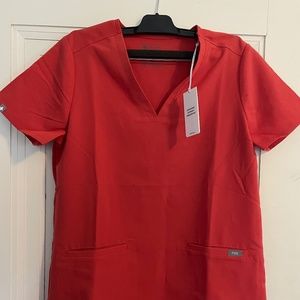 NWT Figs 3 Pocket Top Clay
